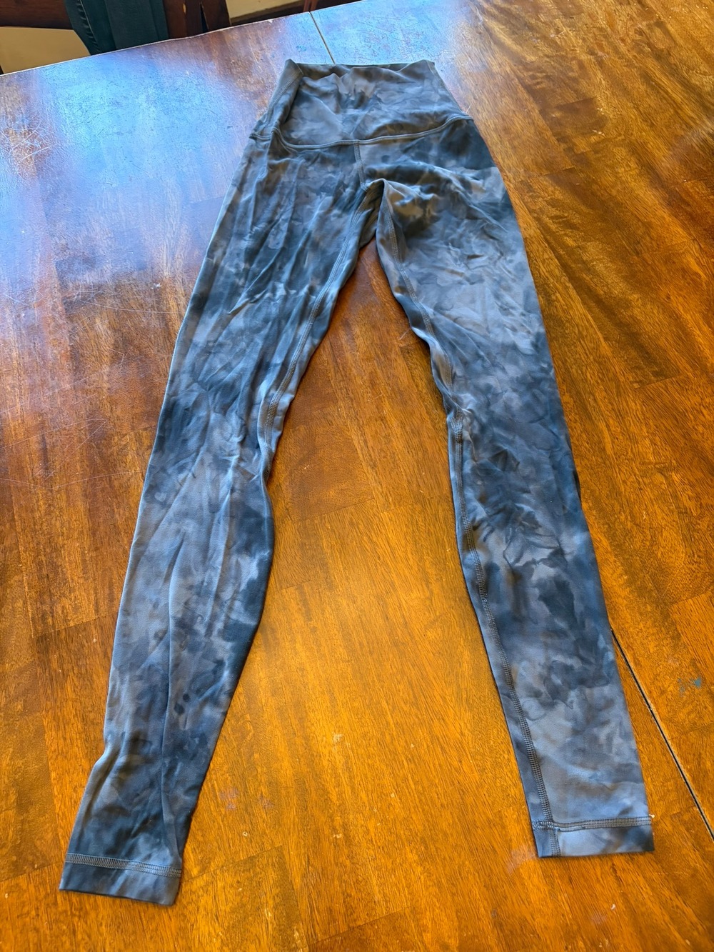 Lululemon High Rise Leggings 28" Women's 0 Gray Blue Marble Dye Yoga Pant